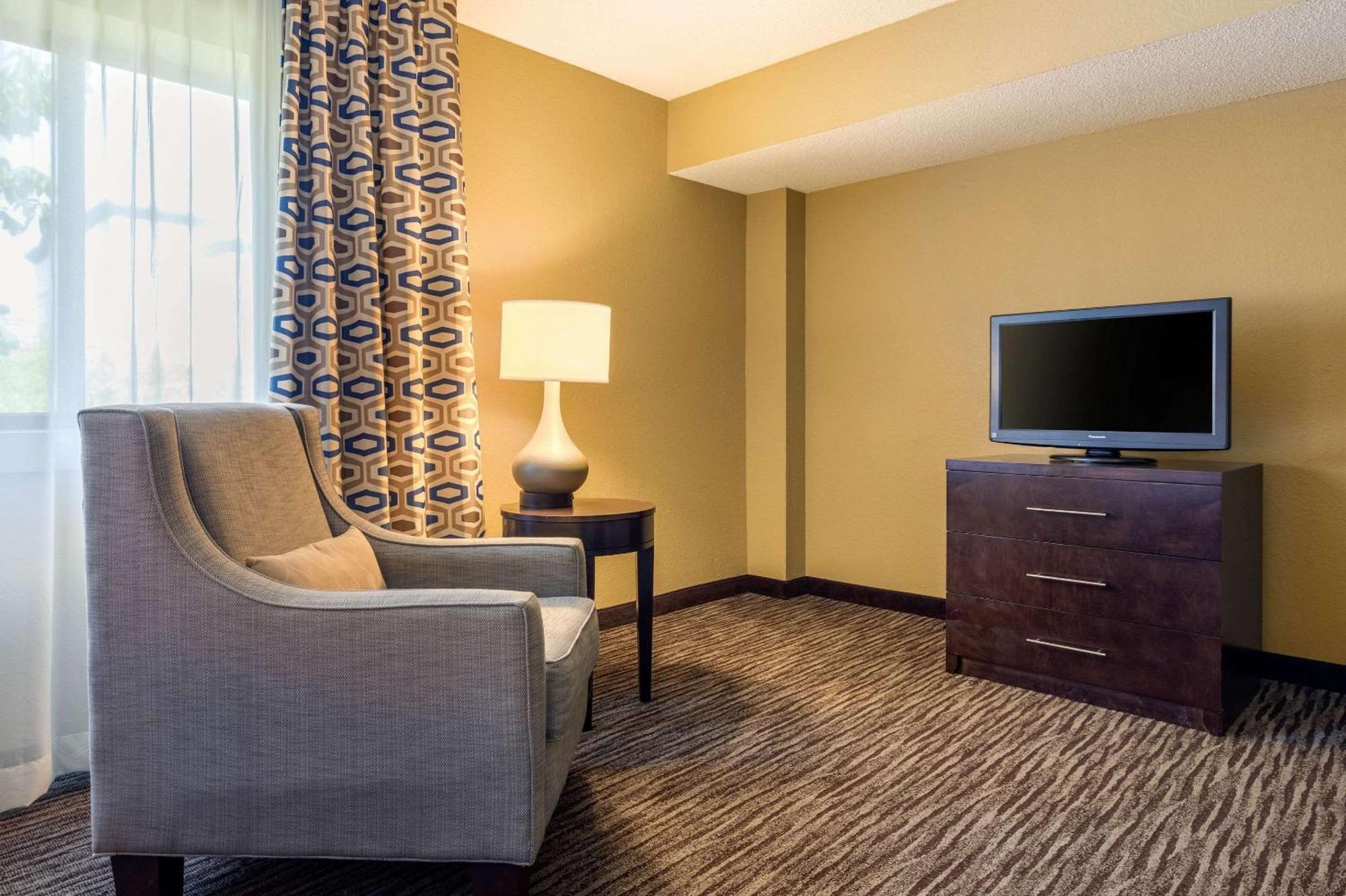 Suburban Studios Arlington Heights Elk Grove Εξωτερικό φωτογραφία