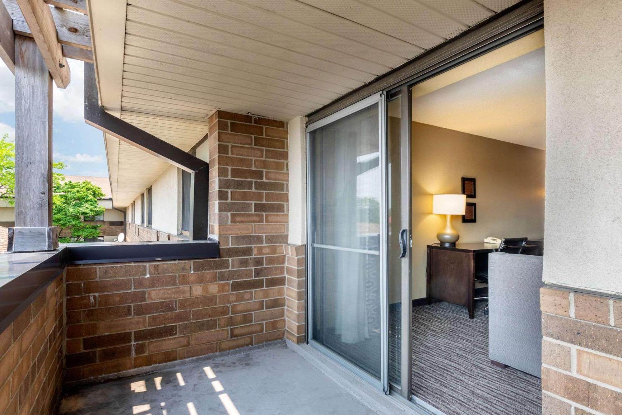 Suburban Studios Arlington Heights Elk Grove Εξωτερικό φωτογραφία