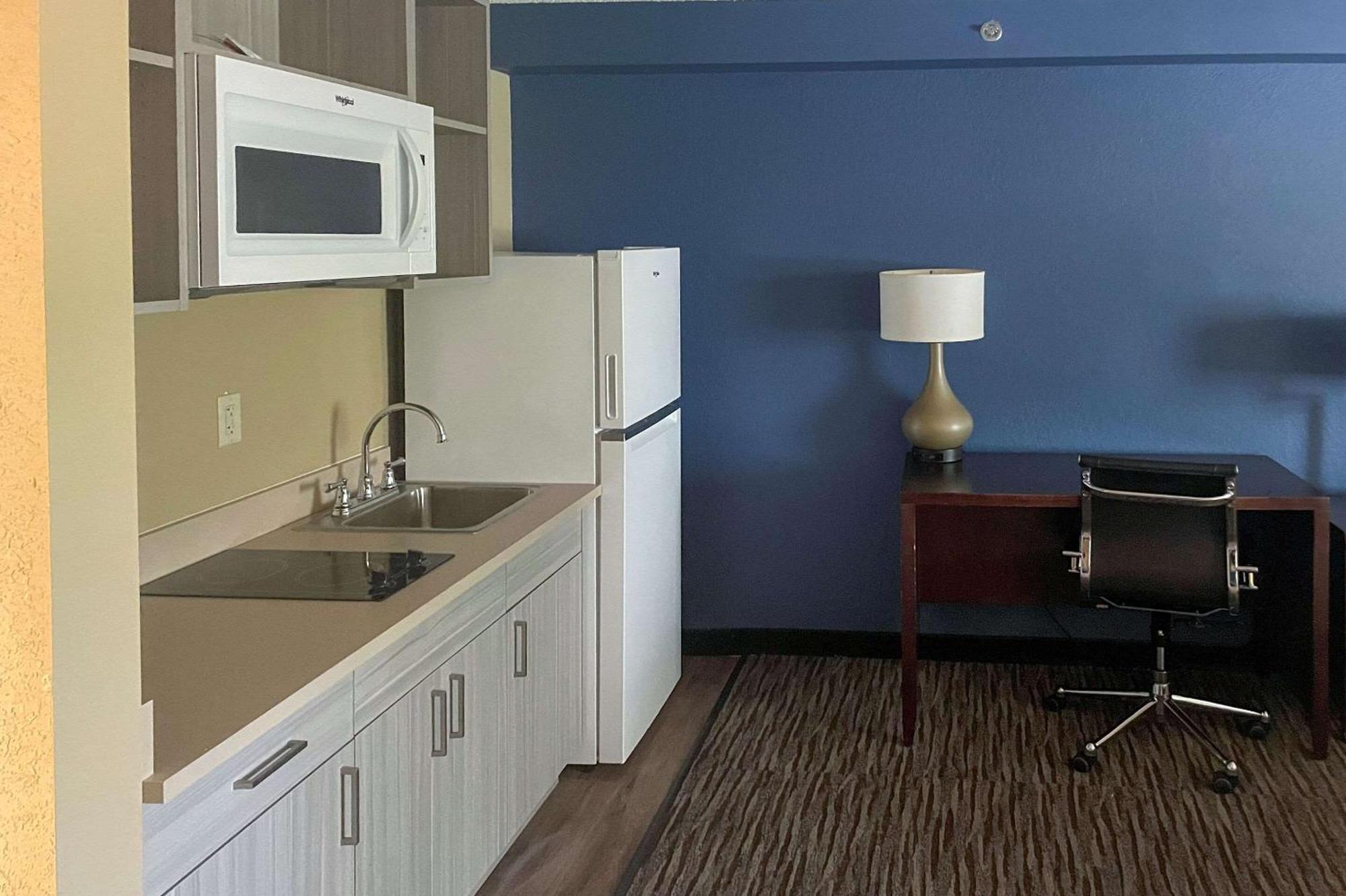 Suburban Studios Arlington Heights Elk Grove Εξωτερικό φωτογραφία