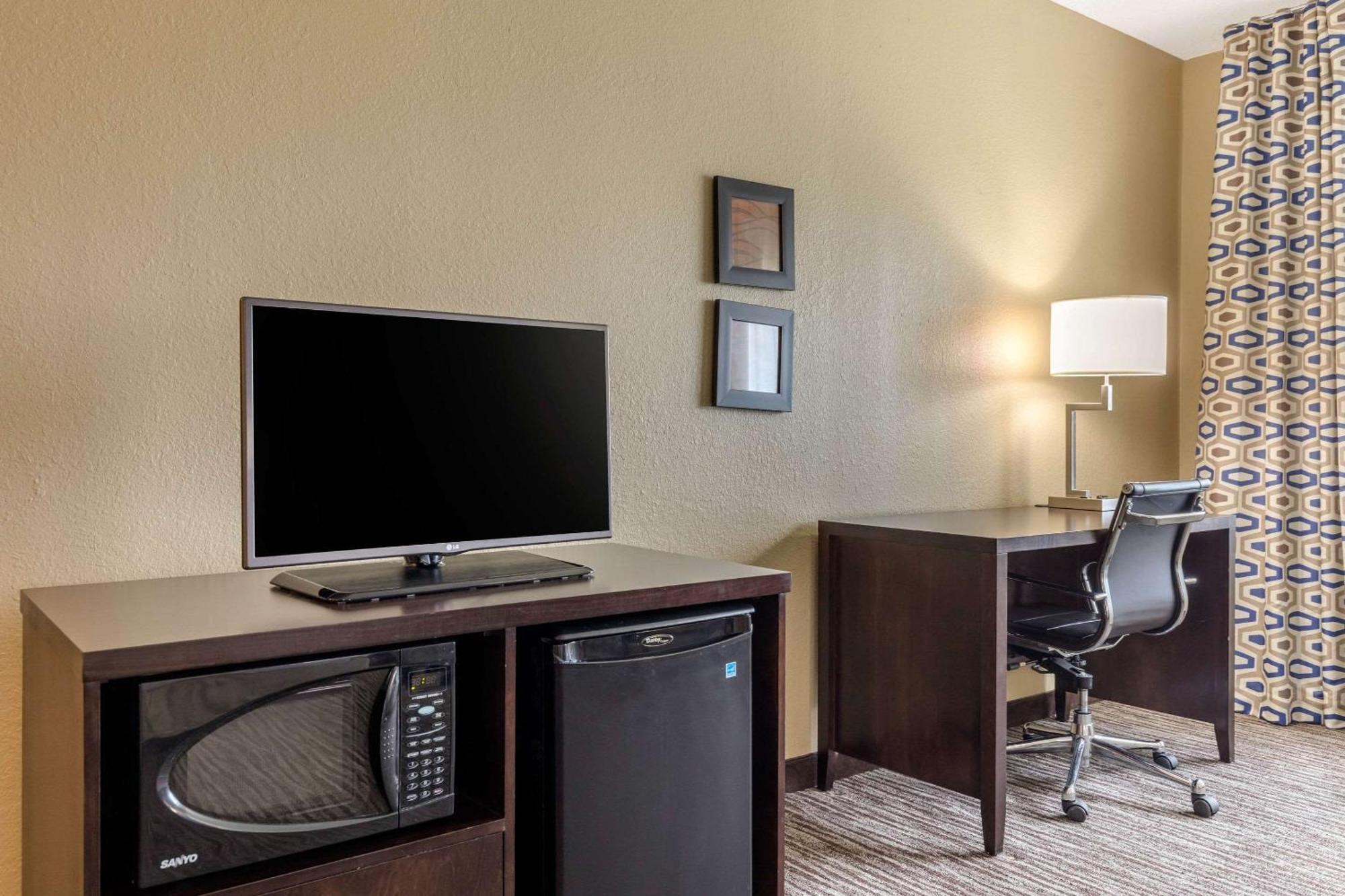 Suburban Studios Arlington Heights Elk Grove Εξωτερικό φωτογραφία